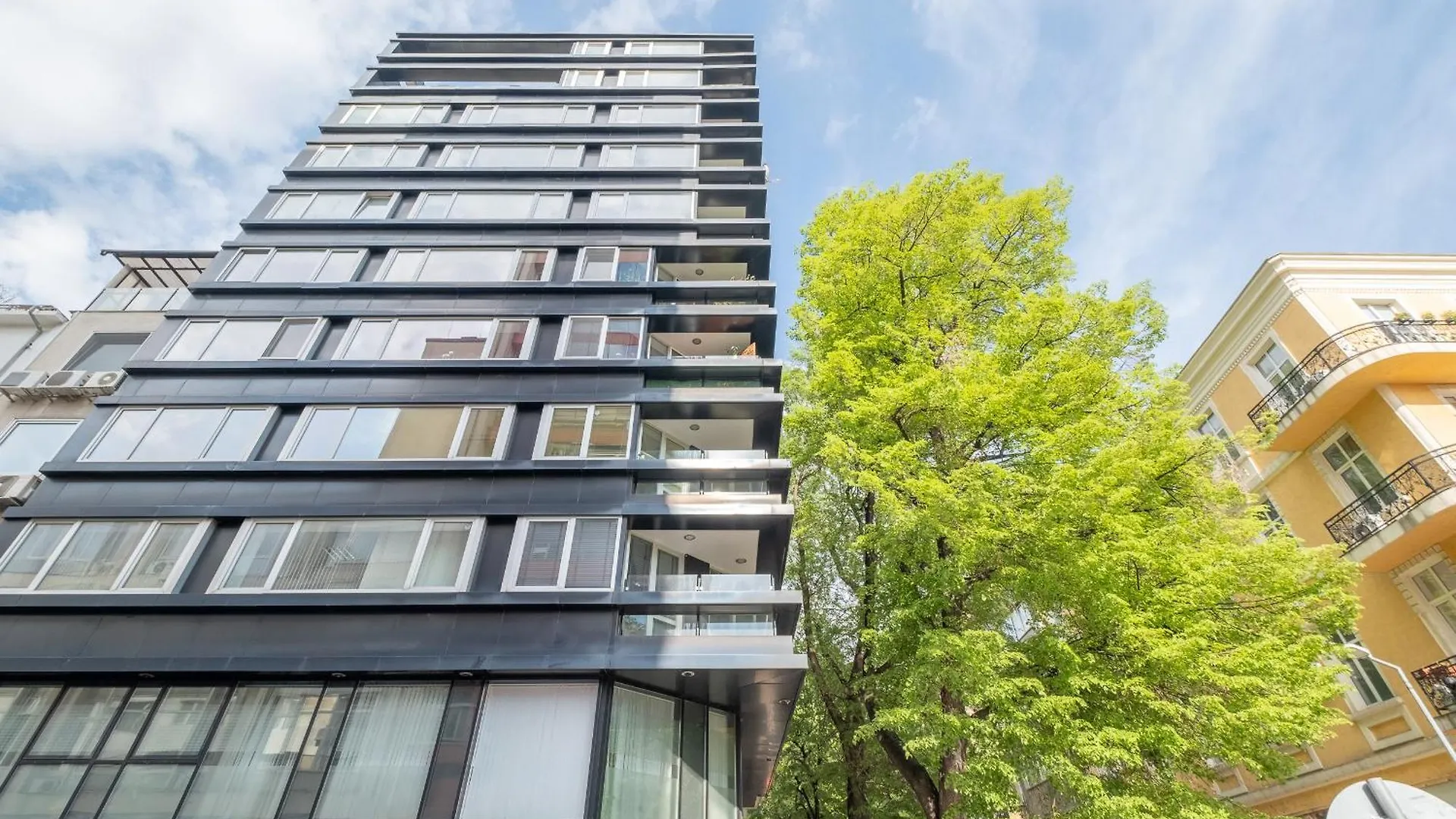 Serdica Top Center - 3 Berdoom Cosy Apartment Sofia