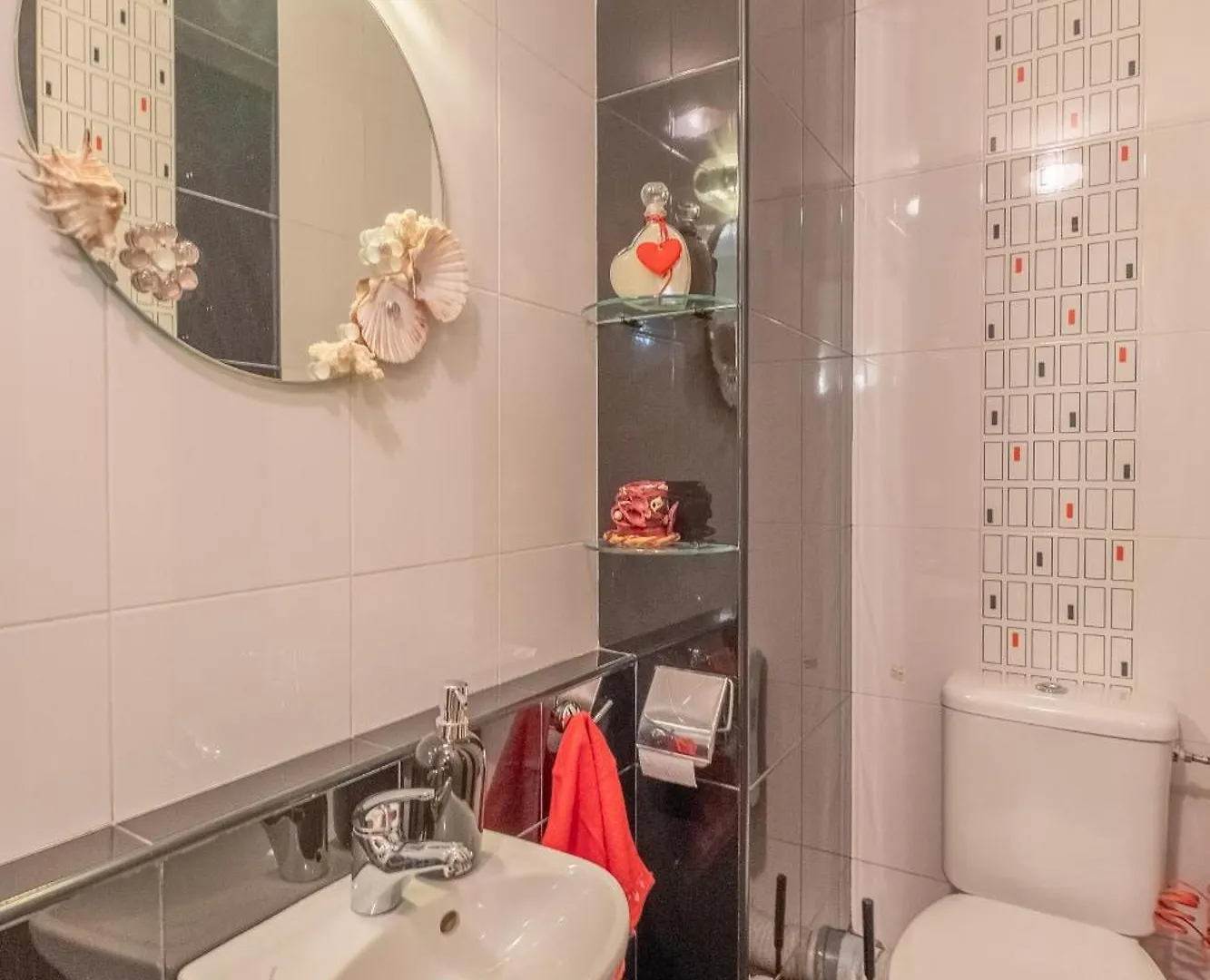 Serdica Top Center - 3 Berdoom Cosy Apartment Sofia