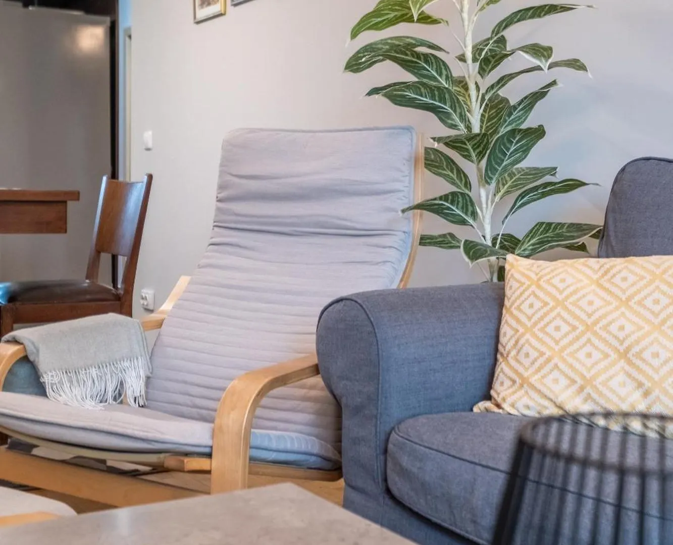 Serdica Top Center - 3 Berdoom Cosy Apartment Sofia Bulgaria